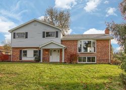 Pre-foreclosure in  NORTHVIEW RD York, PA 17406