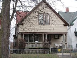 Pre-foreclosure in  W CHAMBERS ST Milwaukee, WI 53212