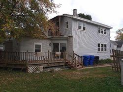 Pre-foreclosure Listing in E LINCOLN ST APPLETON, WI 54915