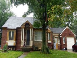 Pre-foreclosure in  BRADY Redford, MI 48240