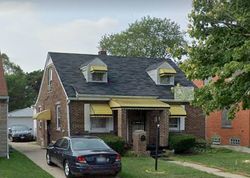 Pre-foreclosure in  NORWOOD ST Detroit, MI 48234