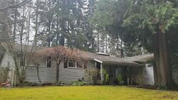 Pre-foreclosure in  2ND AVE SE Bothell, WA 98012