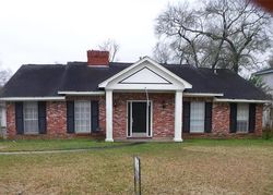 Pre-foreclosure in  RED BUD LN Baytown, TX 77520