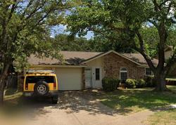 Pre-foreclosure in  WESTOVER CT Arlington, TX 76015