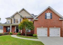 Pre-foreclosure in  GOSE COVE LN Knoxville, TN 37931