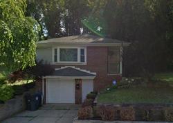 Pre-foreclosure in  BALDWIN RD Akron, OH 44312