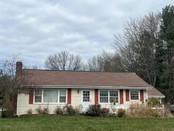 Pre-foreclosure in  LEECREST ST NW Massillon, OH 44646