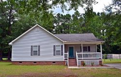 Pre-foreclosure in  MEETING ST Cheraw, SC 29520