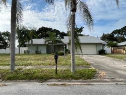 Pre-foreclosure in  SATURN AVE Sarasota, FL 34243