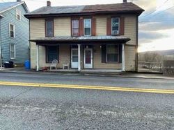 Pre-foreclosure Listing in S MARKET ST MILLERSTOWN, PA 17062