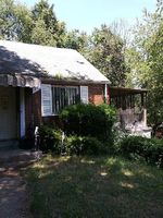 Pre-foreclosure in  FRANKWOOD RD Pittsburgh, PA 15235