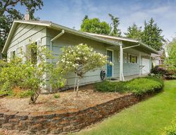 Pre-foreclosure in  SW QUEEN MARY AVE Portland, OR 97224