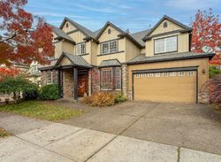 Pre-foreclosure in  SW FALLEN LEAF ST Wilsonville, OR 97070