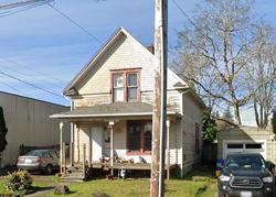 Pre-foreclosure in  NE 80TH AVE Portland, OR 97213