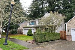 Pre-foreclosure in  SW RED FERN DR Sherwood, OR 97140