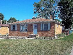 Pre-foreclosure in  RONALD DR Cleveland, OH 44130