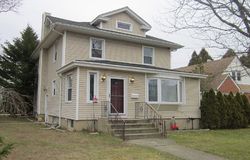 Pre-foreclosure in  TULIP AVE Floral Park, NY 11001