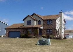 Pre-foreclosure in  HERMITAGE RD Niagara Falls, NY 14305