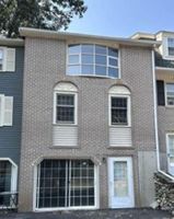 Pre-foreclosure in  CANNONGATE III Nashua, NH 03063