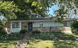 Pre-foreclosure in  SW MOORE ST Blue Springs, MO 64014