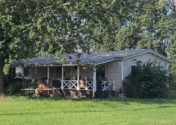 Pre-foreclosure in  LAWRENCE 1240 Marionville, MO 65705
