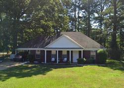 Pre-foreclosure Listing in SWANEY RD HOLLY SPRINGS, MS 38635