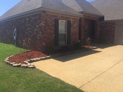 Pre-foreclosure in  AUGUST BND Madison, MS 39110
