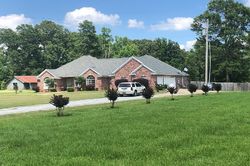 Pre-foreclosure in  TERRY RD Terry, MS 39170
