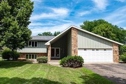 Pre-foreclosure Listing in 23RD ST W HASTINGS, MN 55033