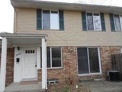 Pre-foreclosure in  QUAD PARK LN Clinton Township, MI 48035