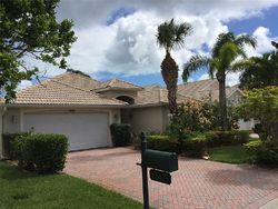 Pre-foreclosure in  SE PLANDOME DR Hobe Sound, FL 33455
