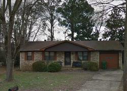 Pre-foreclosure in  EASTBROOK CIR NW Huntsville, AL 35811