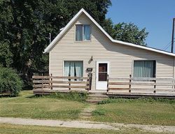 Pre-foreclosure in  D AVE W Oskaloosa, IA 52577