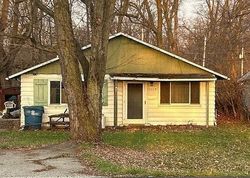 Pre-foreclosure in  HARTZELL RD New Haven, IN 46774