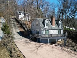  W Grandview Dr, Columbus IN