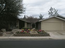 Pre-foreclosure in  VARTIKIAN AVE Clovis, CA 93611