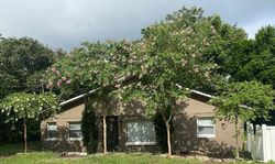 Pre-foreclosure in  OAK HILL CT Eustis, FL 32726