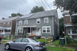 Pre-foreclosure in  WILLOW ST Bridgeport, CT 06610