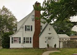 Pre-foreclosure in  NORMAN ST Bridgeport, CT 06604