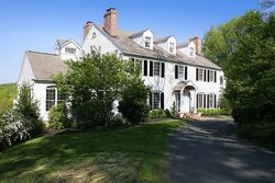 Pre-foreclosure in  SPRING VALLEY RD Ridgefield, CT 06877