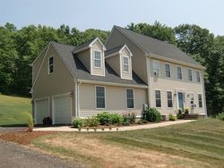 Pre-foreclosure in  LOEHR RD Tolland, CT 06084