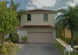 Pre-foreclosure in  NW 69TH CT Fort Lauderdale, FL 33321