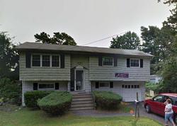 Pre-foreclosure Listing in BALDWIN BLVD BAY SHORE, NY 11706