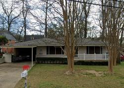 Pre-foreclosure in  FOREST HILLS DR Montgomery, AL 36109