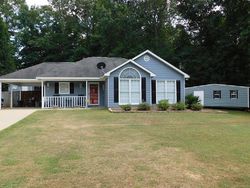 Pre-foreclosure in  LEE ROAD 2066 Phenix City, AL 36870