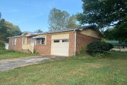Pre-foreclosure in  COUNTY ROAD 121 Fort Payne, AL 35968