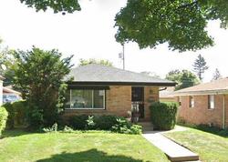 Pre-foreclosure in  N 73RD ST Milwaukee, WI 53218