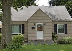 Pre-foreclosure in  5TH ST Youngstown, OH 44514