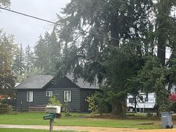 Pre-foreclosure in  NE 72ND AVE Battle Ground, WA 98604