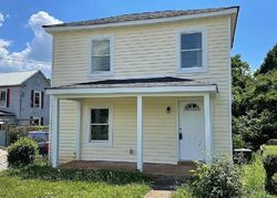 Pre-foreclosure in  MONSVIEW PL Lynchburg, VA 24504
